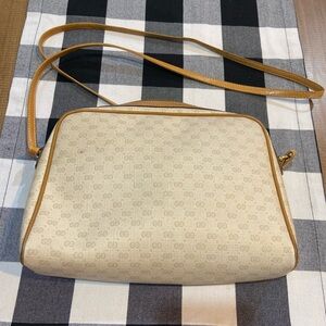 Gucci Vintage crossbody Excellent condition